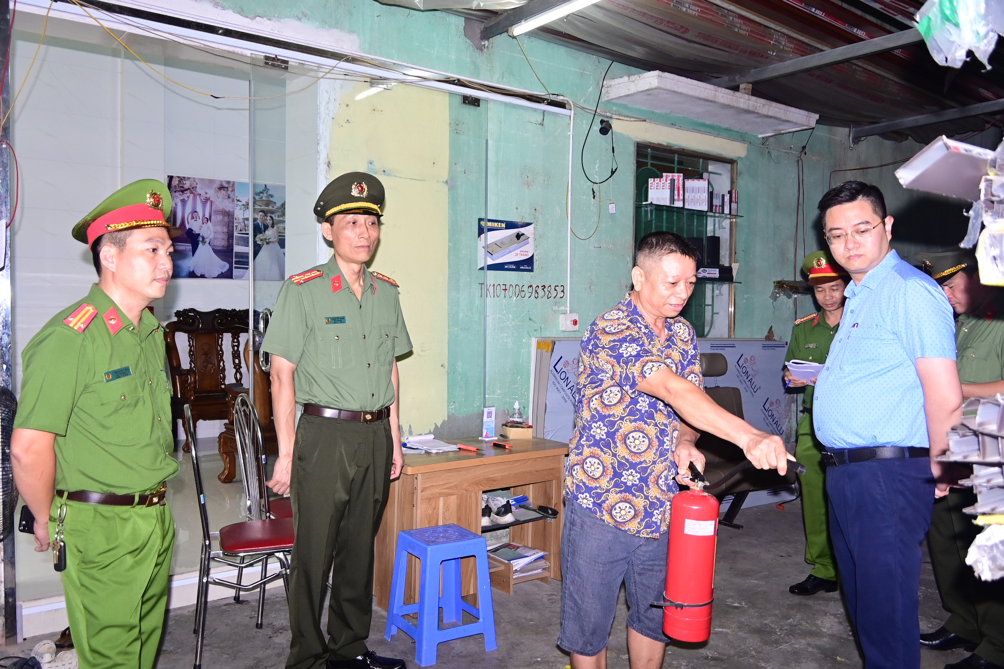 UBND thành phố thông báo về đảm bảo an toàn về chất lượng công trình, về phòng cháy chữa cháy tại các khu chung cư và nhà ở riêng lẻ